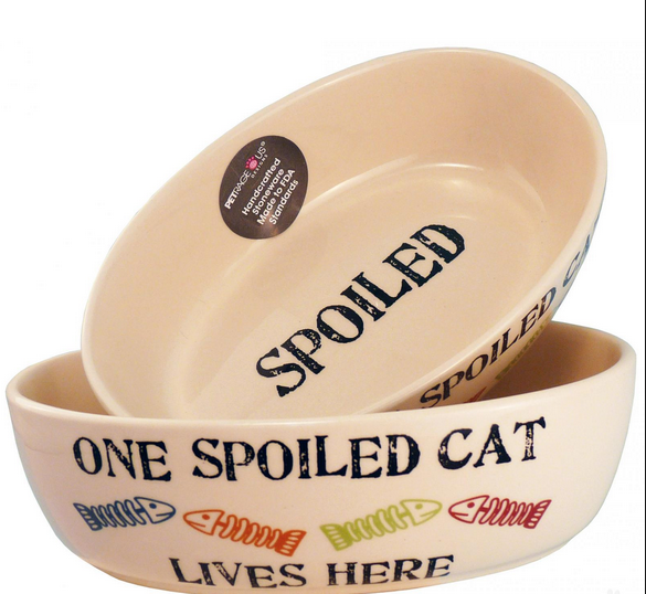 Petrageous One Spoiled Cat 6.5" Oval Cat, Natural Multi