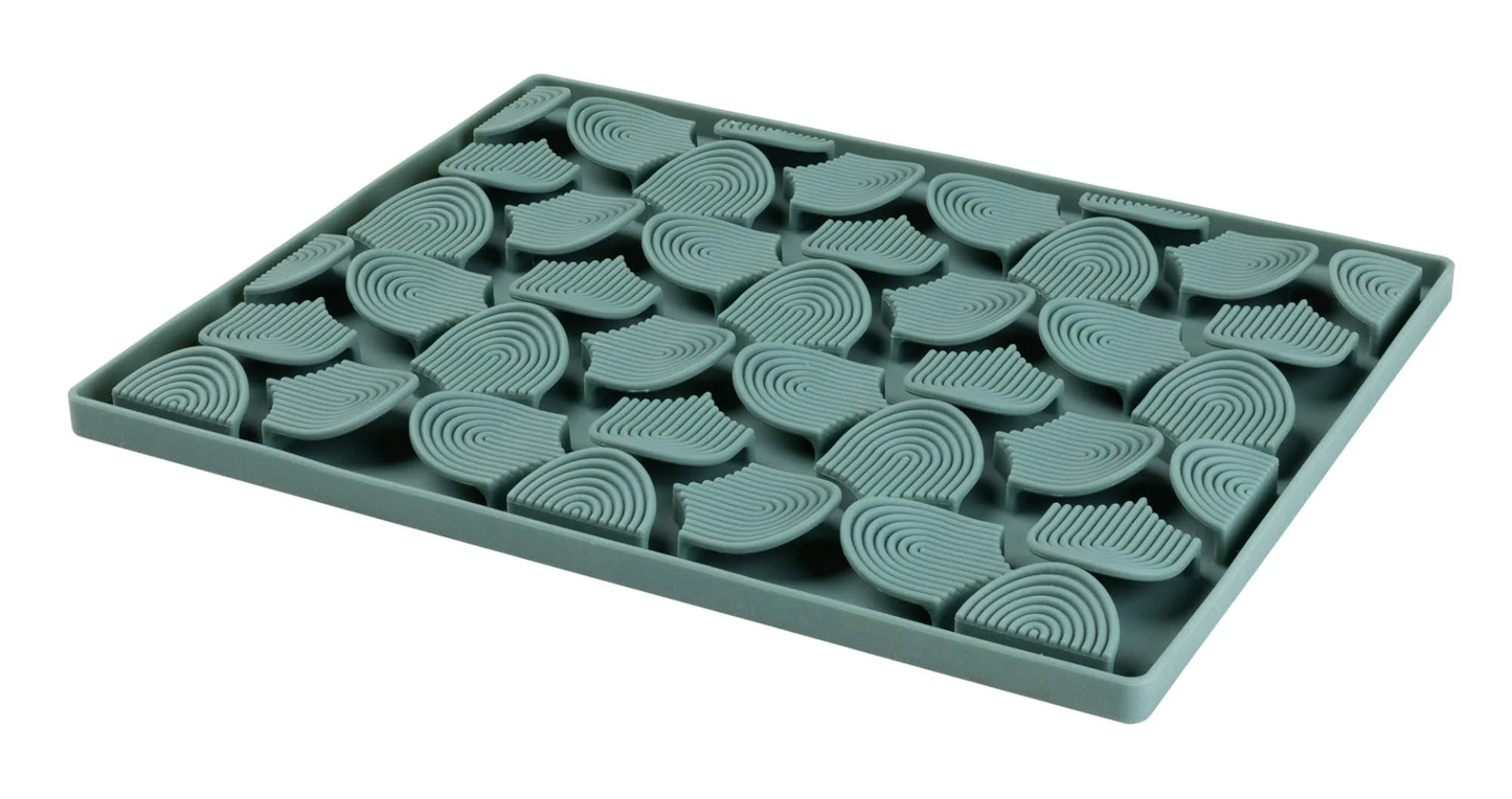 FuzzYard Life Hide & Treat Mat