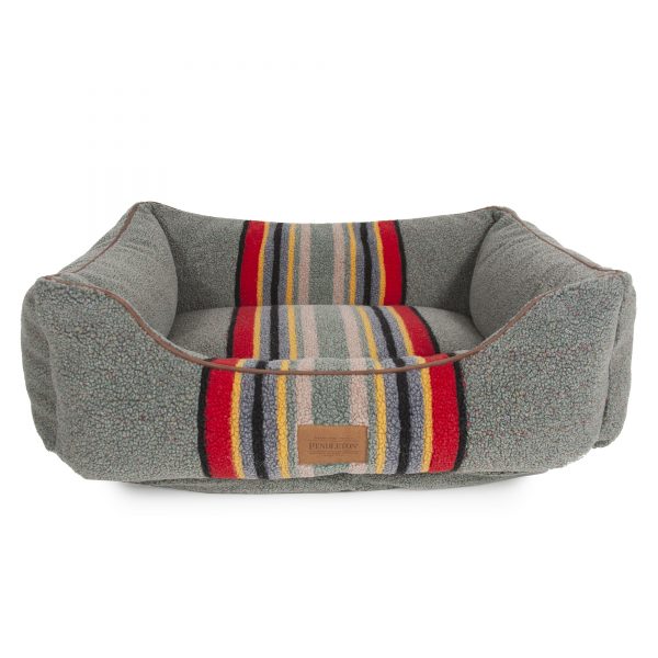 Carolina Pet Pendleton Camp Kuddler