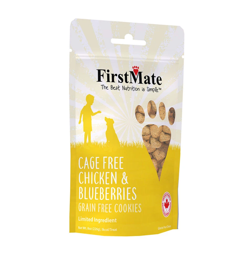 FirstMate Cage Free Chicken & Blueberries 8 oz.