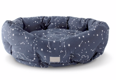 Fringe studio top pet bed